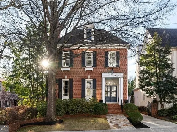 3674 Kingsboro Rd NE, Atlanta, GA 30319