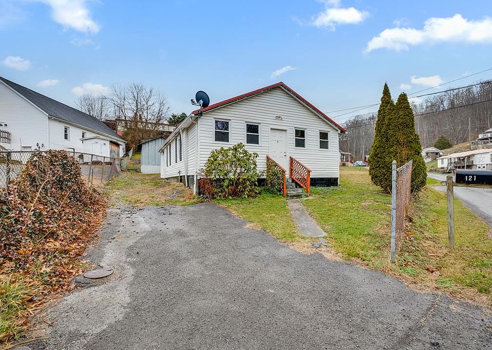 1st image of 121 Golden Rd