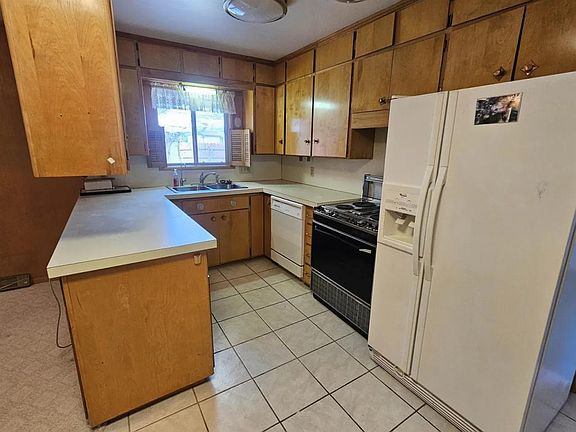 3rd image of 3254 Buena Vista Rd