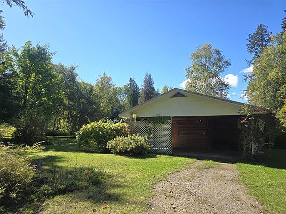 2nd image of 432 Webber Rd