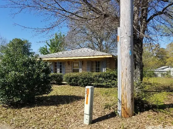 600 Apple St, El Dorado, AR 71730