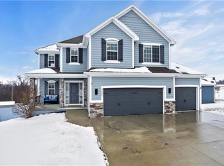 26243 W 141st Ct, Olathe, KS 66061