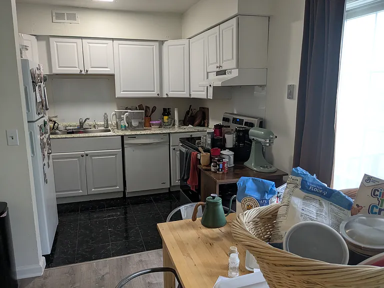 4958 Edmondson Pike #J — Photo 12