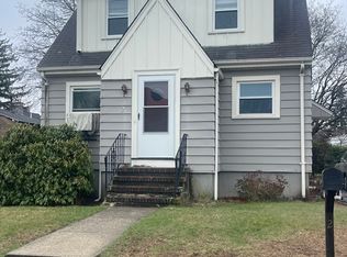 2 Blanchard Rd, Milford, MA 01757