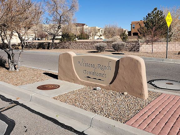 5th image of 6411 Los Pueblos Pl NW