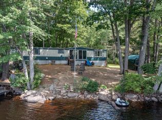 593 Long Shores Dr, Barrington, NH 03825