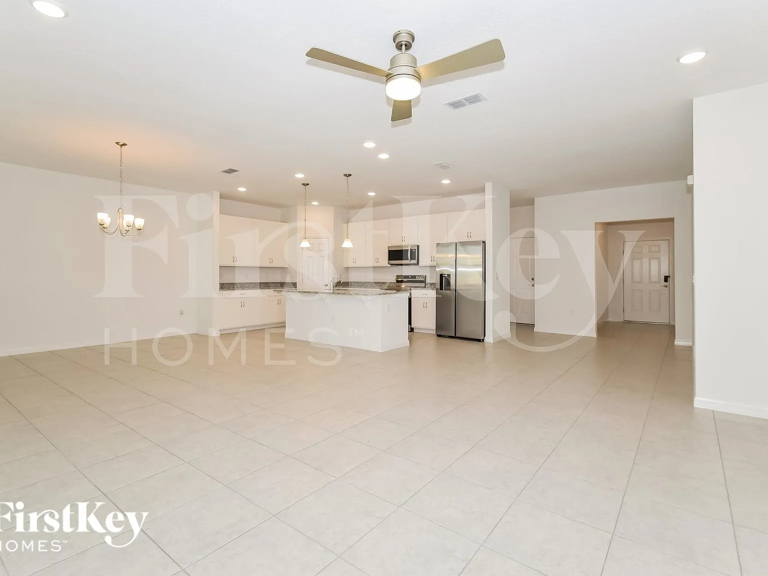 3 bed, 2.0 bath, 1795 sqft, $2,080 — Photo 3