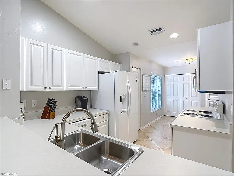 4970 Deerfield Way #F-203 — Photo 18