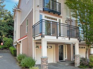 12735 SE 41st Pl UNIT 101, Bellevue, WA 98006