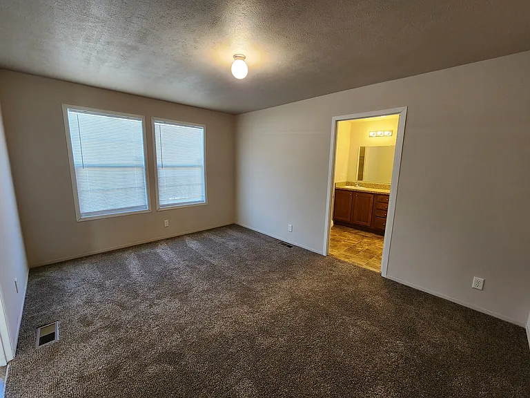 Meadowbrook Estates — Photo 27