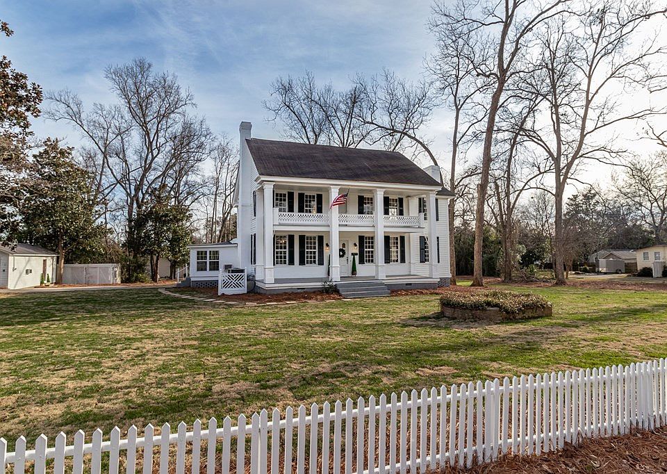 211 Milledge St, Thomson, GA 30824 Zillow