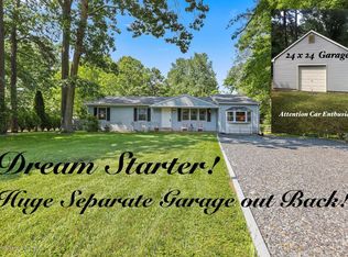 704 Anderson Rd, Jackson, NJ 08527