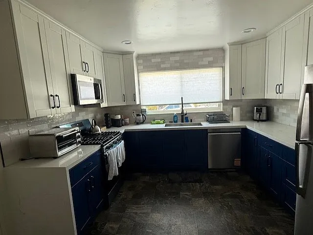21 Linden Ave — Photo 9