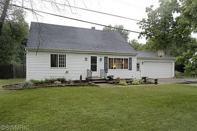1st image of 225 Bacon Ave