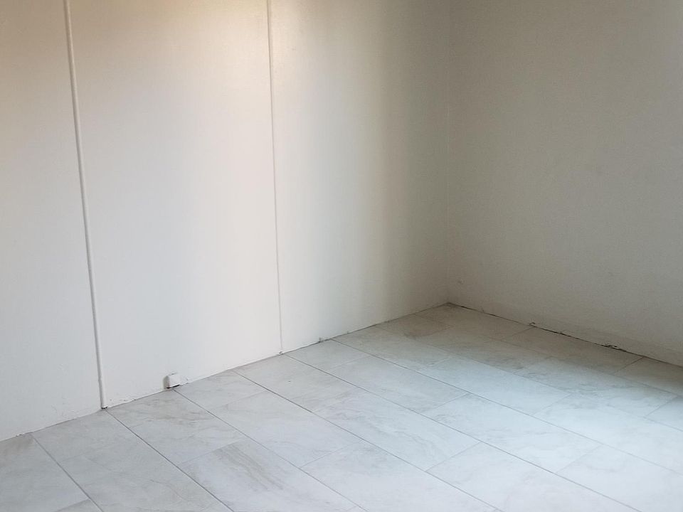 1st image of 4094 Mountain Dr