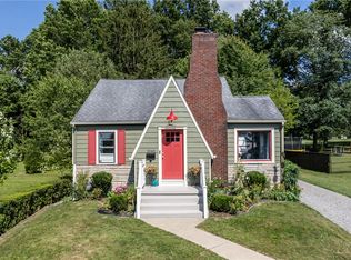 1040 Bechtol Ave, Sharon, PA 16146