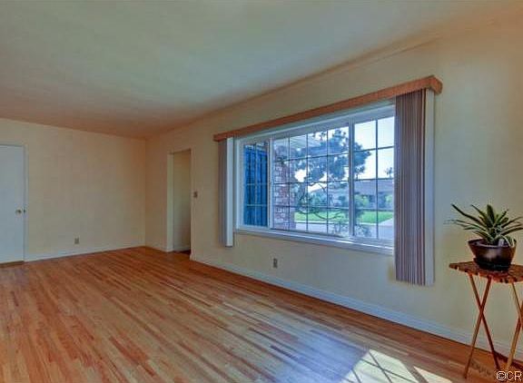 3rd image of 2024 Brockwell Ave