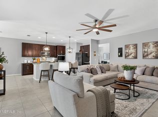 688 SYCAMORE Way, Orange Park, FL 32073