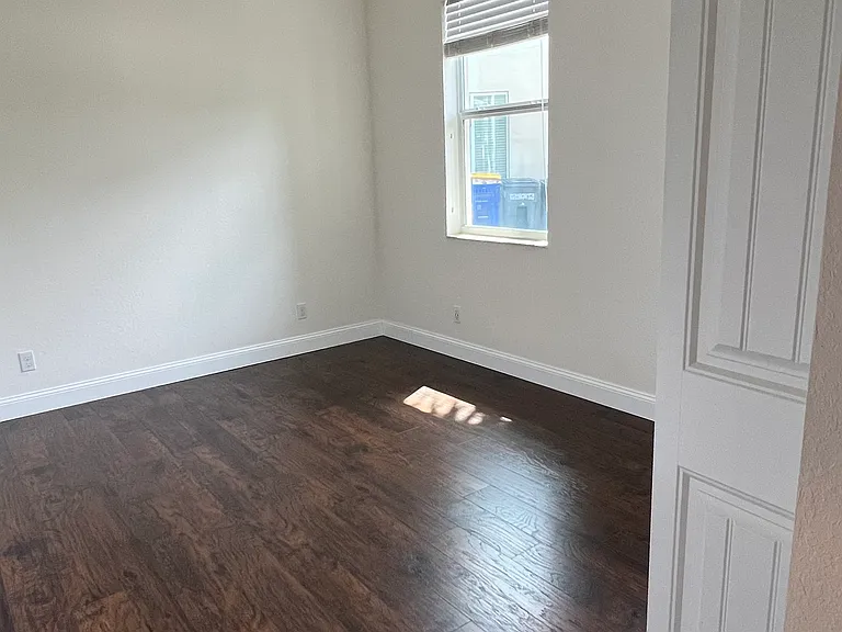 79 NE Abaca Way — Photo 13
