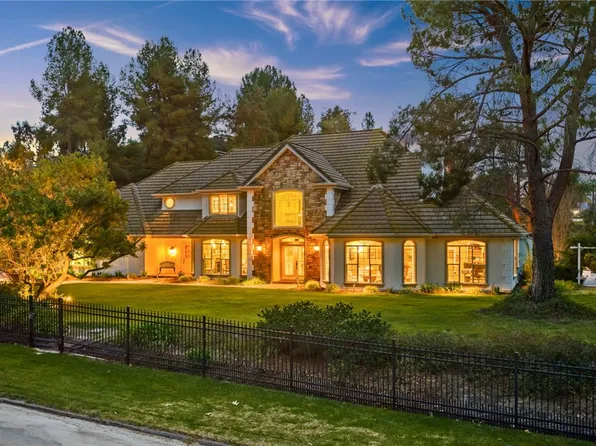 43925 El Lucero Pl, Temecula, CA 92592