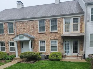 6908 Old Sauk Ct, Madison, WI 53717