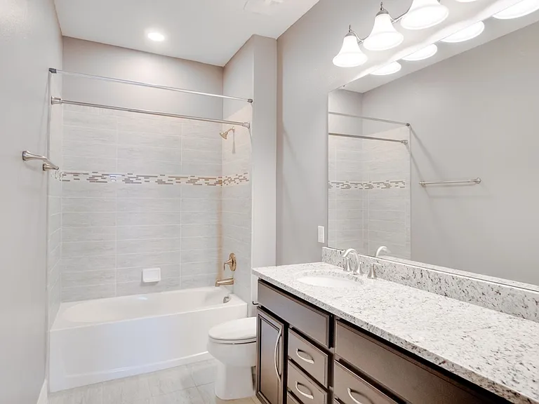 2751 Mead Ave — Photo 24