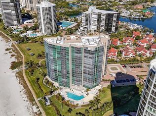 4651 Gulf Shore Blvd N APT 607, Naples, FL 34103