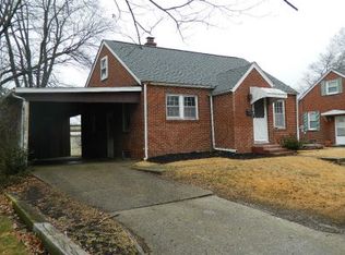 1307 W Delaware St, Fairfield, IL 62837