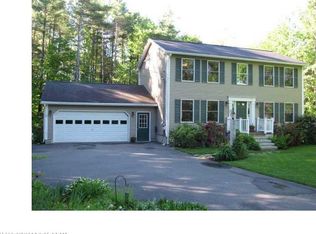2 Country Club Rd, Manchester, ME 04351