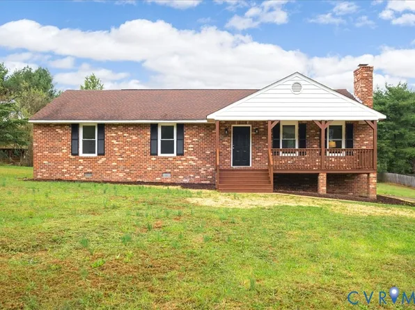 1290 Grapevine Rd, Sandston, VA 23150
