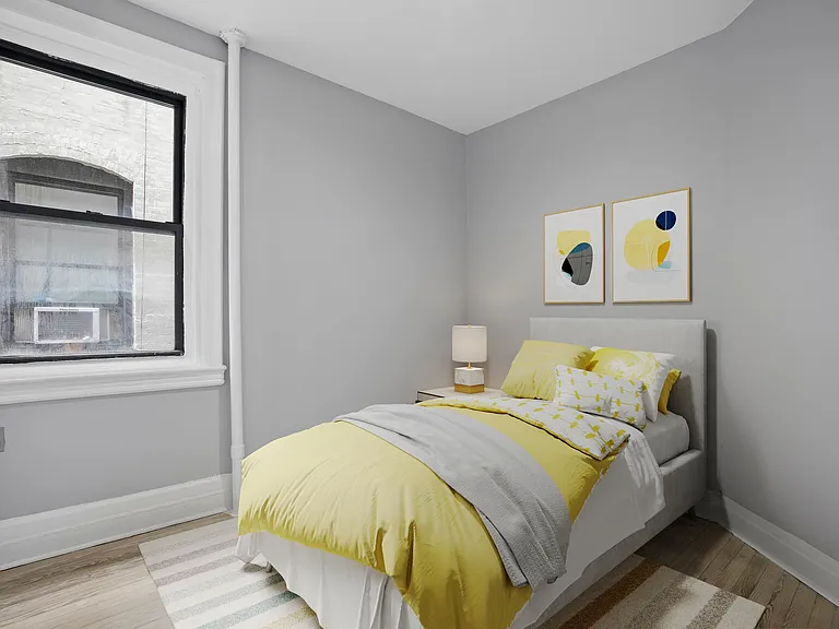 72 W 69th St #4D — Photo 5