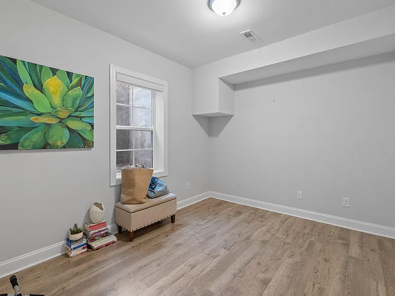 1127 Breadsell Ln — Photo 36