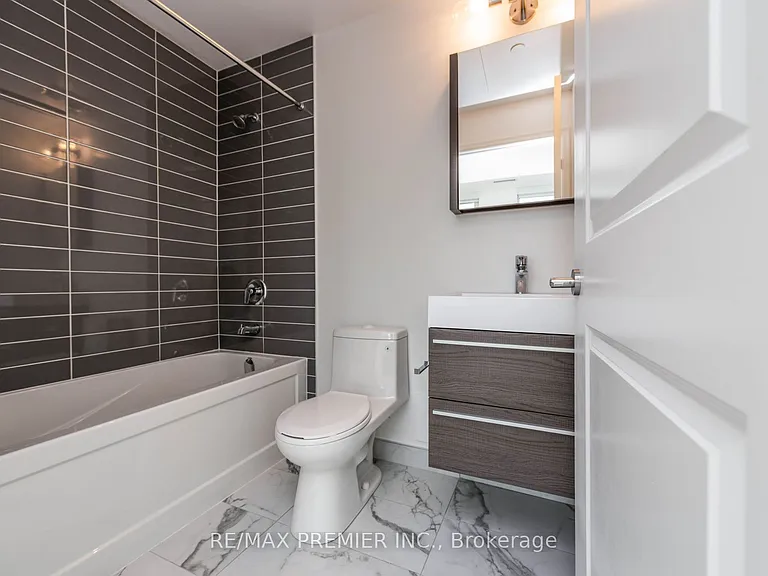 10 Rouge Valley Dr W #808 — Photo 23