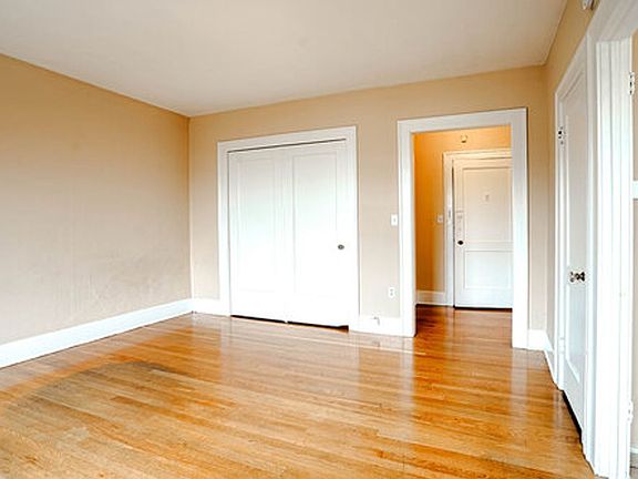 5th image of 119 W Roy St #1-412