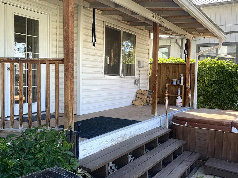 234 S Johnson Ave — Photo 33