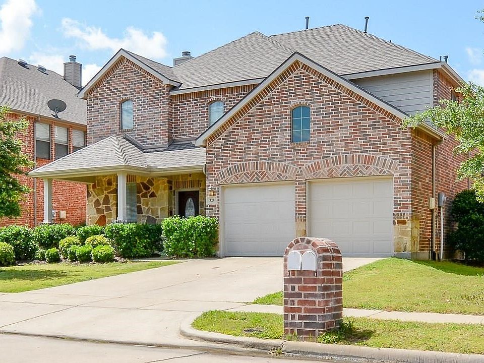 1st image of 325 Highland Creek Dr