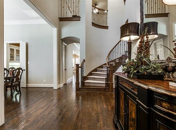 4th image of this home