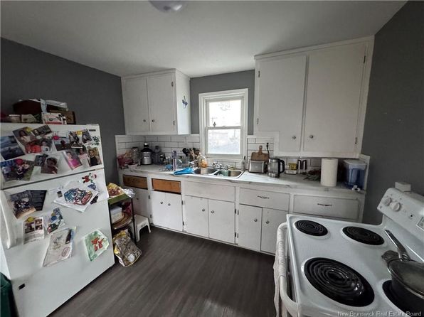 228 Watson St #226, Saint John, NB E2M 1G8