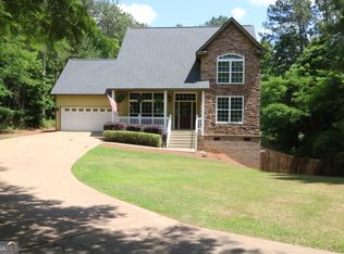 373 Ridgeway Dr, Cataula, GA 31804