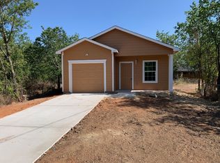 211 13th St, Mineral Wells, TX 76067