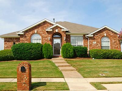 2200 Pinto Ln, Lewisville, TX, 75067