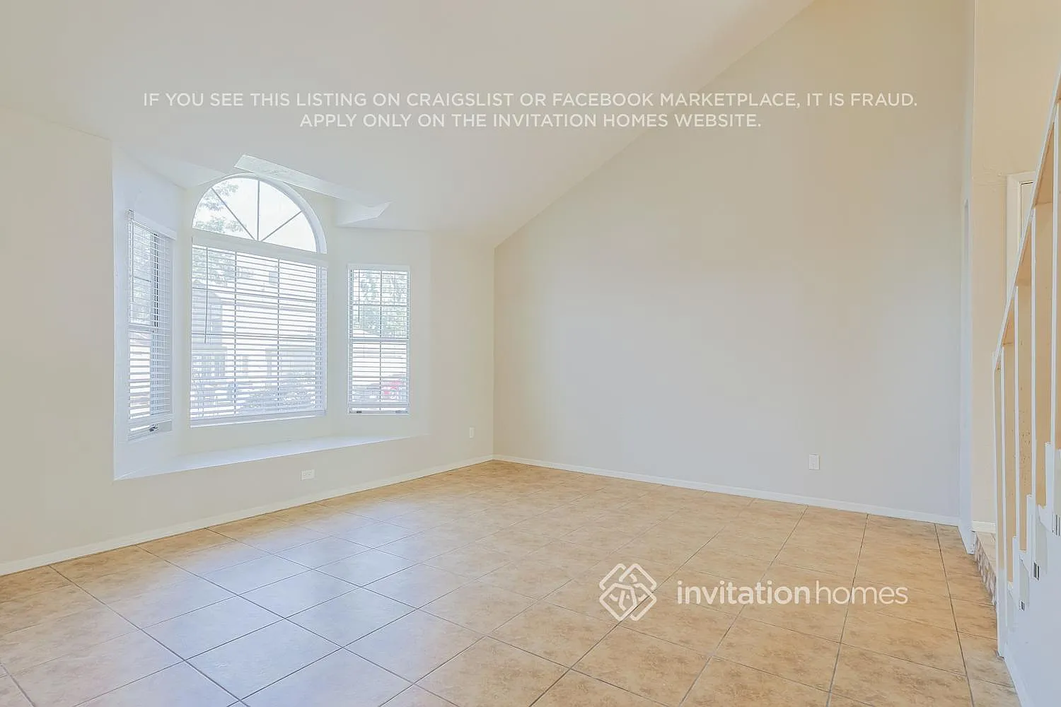 5829 S 42Nd St Phoenix, AZ 85040 — Photo 4