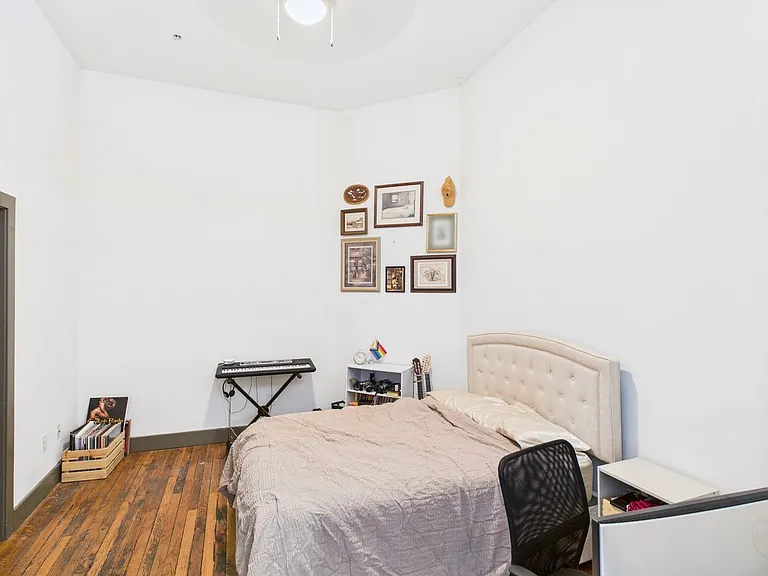 1322 W Broad St #2-C — Photo 13