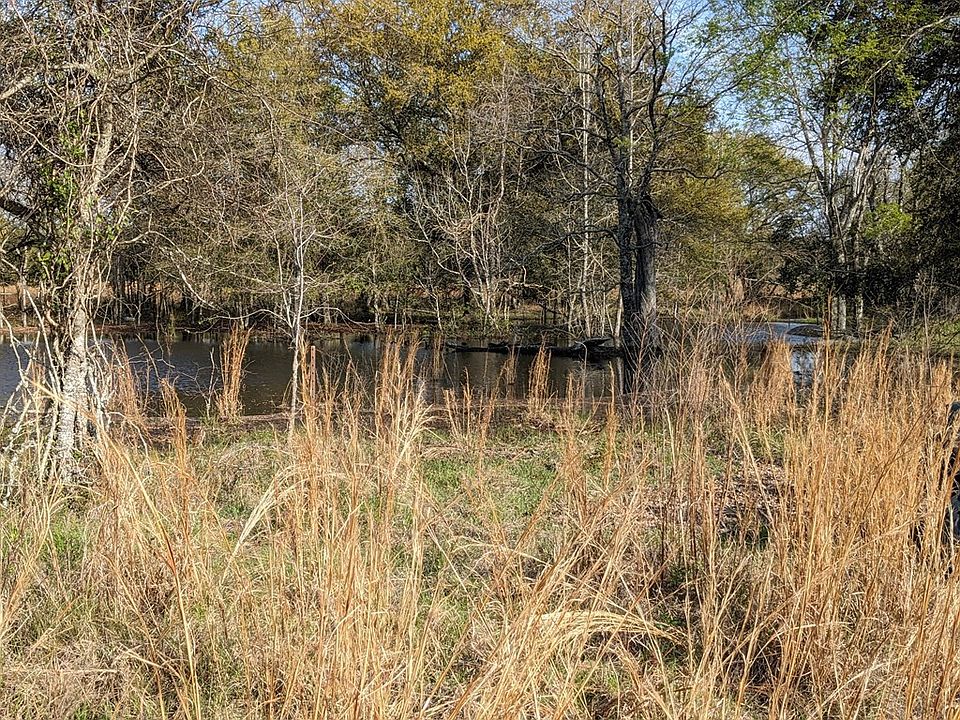 2nd image of 1928 Spring Flats Rd