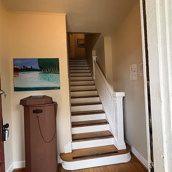 907 N Bishop Ave #B — Photo 3