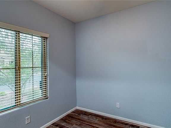 3rd image of 5396 Mercury Springs Dr