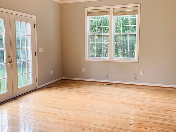 Main Floor: Living Room