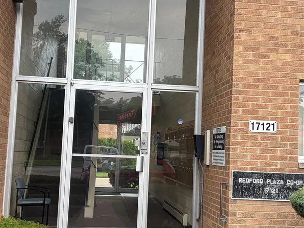 17121 Redford St APT 213, Detroit, MI 48219