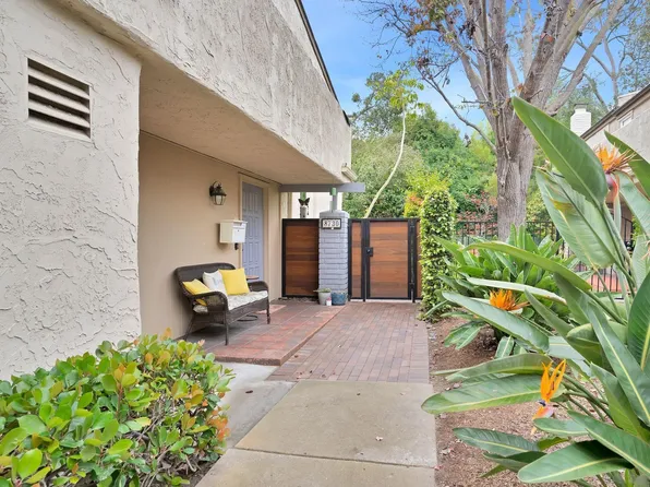 8730 Caminito Sueno, La Jolla, CA 92037