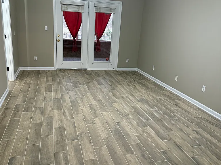 384 Fairway Oaks Dr — Photo 9